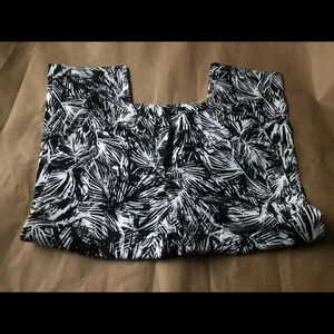 Women’s capri pants 8
